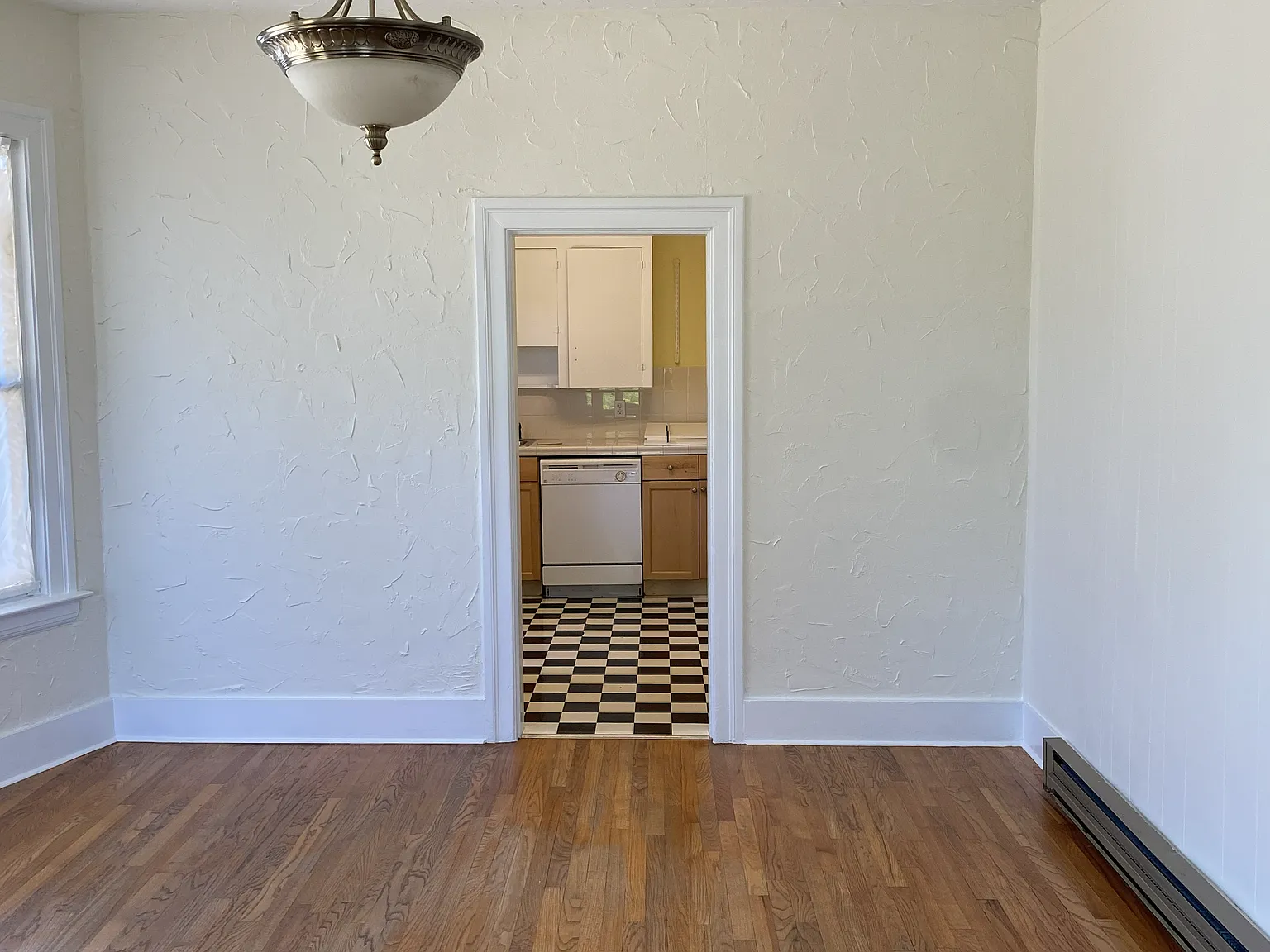 2 bed, $2,490 — Photo 3
