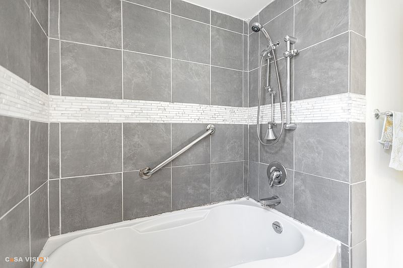 Vancouver House for rent - 3 Bedrooms — photo 9