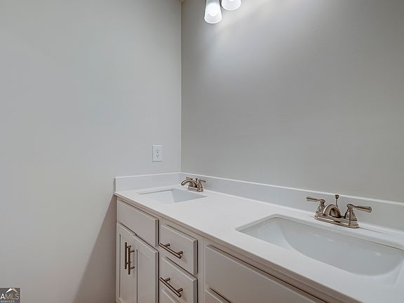 3rd image of 178 Logan Pass Dr #187A