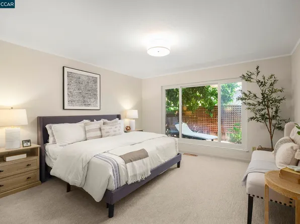 2250 Loch Ln, Walnut Creek, CA 94598