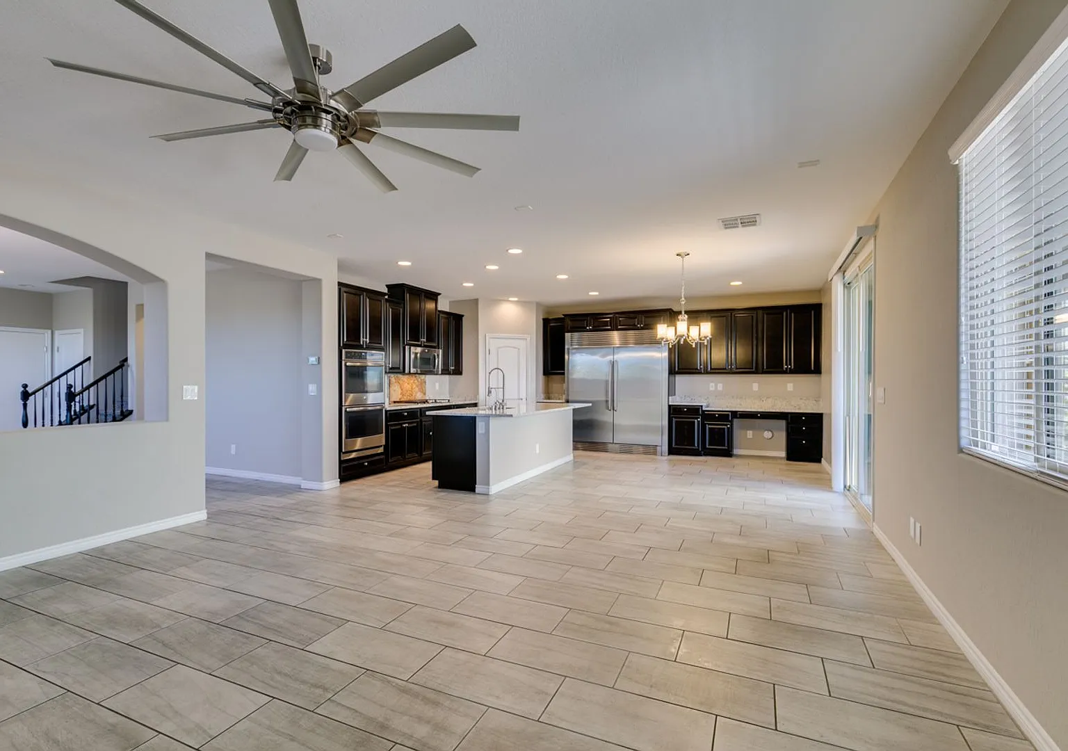 Beautiful Next-Gen Home With Private Entry Suite & Spacious Backyard * Move In Special* — Photo 2