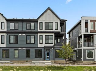 20830 W Main St SE #3, Calgary, AB T3M 2P2