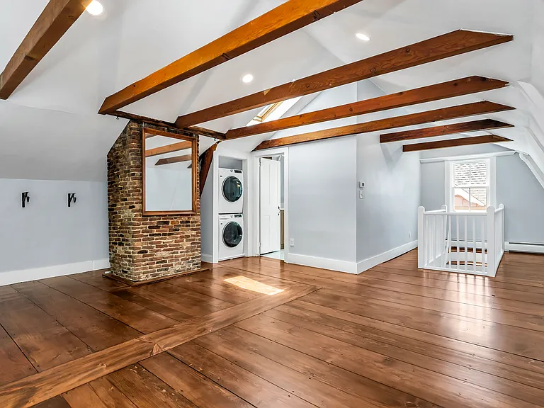 20 Pickman St #2 — Photo 33