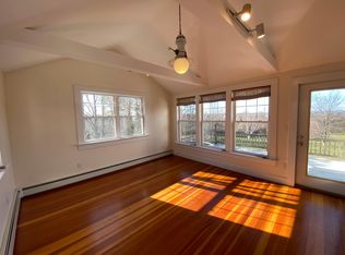 423 Jepson Ln #1, Portsmouth, RI 02871