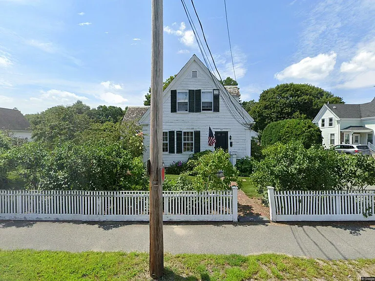 255 Plymouth St #2 — Photo 9