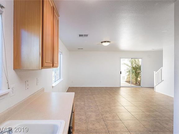 4th image of 3370 Villa Fiori Ave