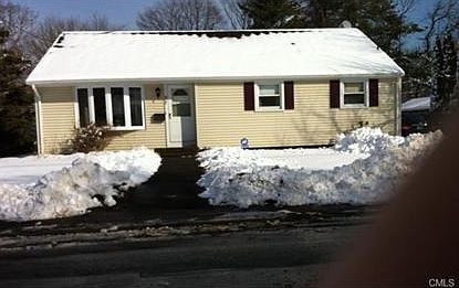 2nd image of 53 Linwood St