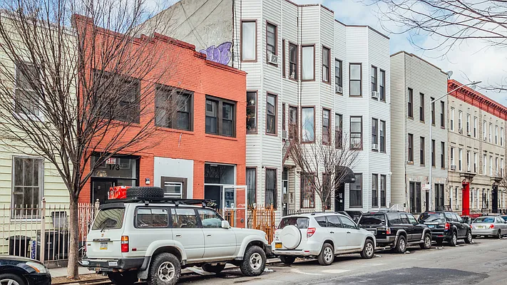 Rented by Nooklyn NYC LLC | media 24