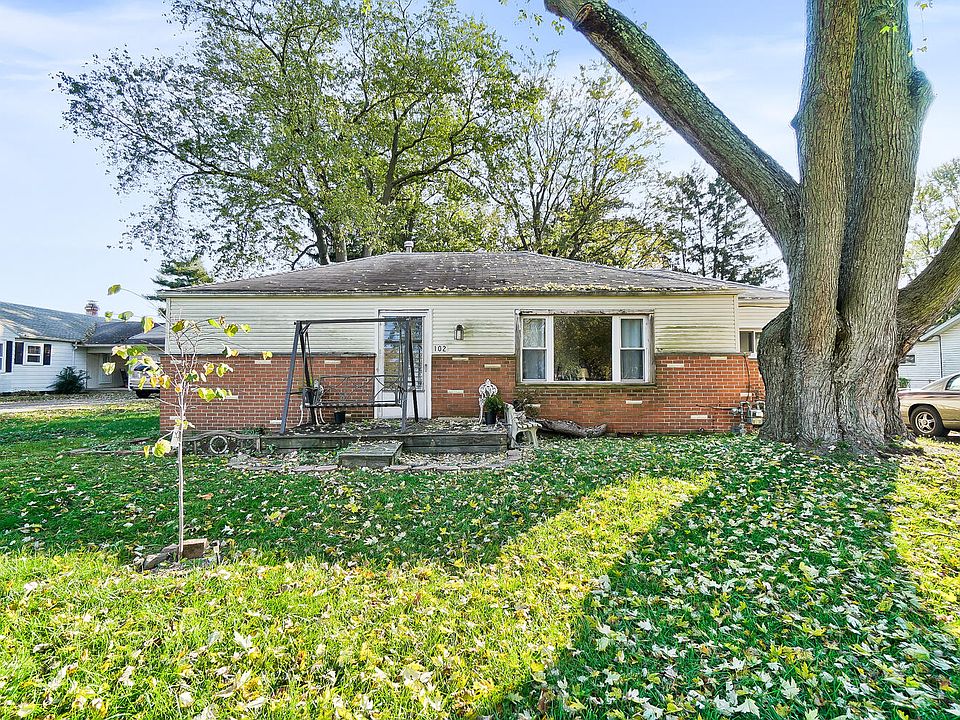 1st image of 102 Woodlawn Ave