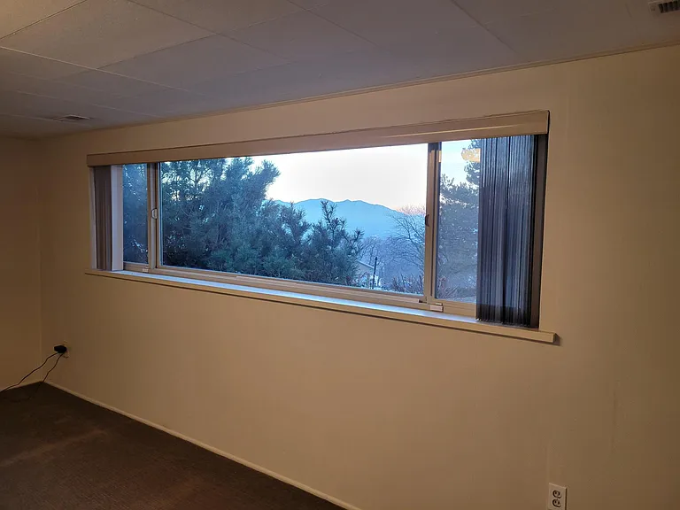 2179 S Belaire Dr E — Photo 24