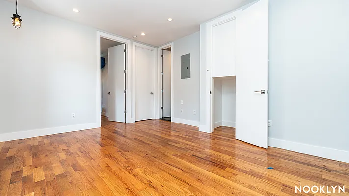 Rented by Nooklyn NYC LLC | media 16