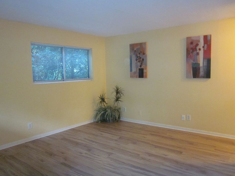 1st image of 1 Shepherd Ln #D-5