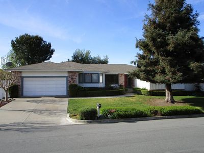 833 Ridgemark Dr, Hollister, CA, 95023