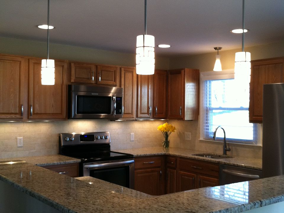 2nd image of 253 Bennetts Farm Rd