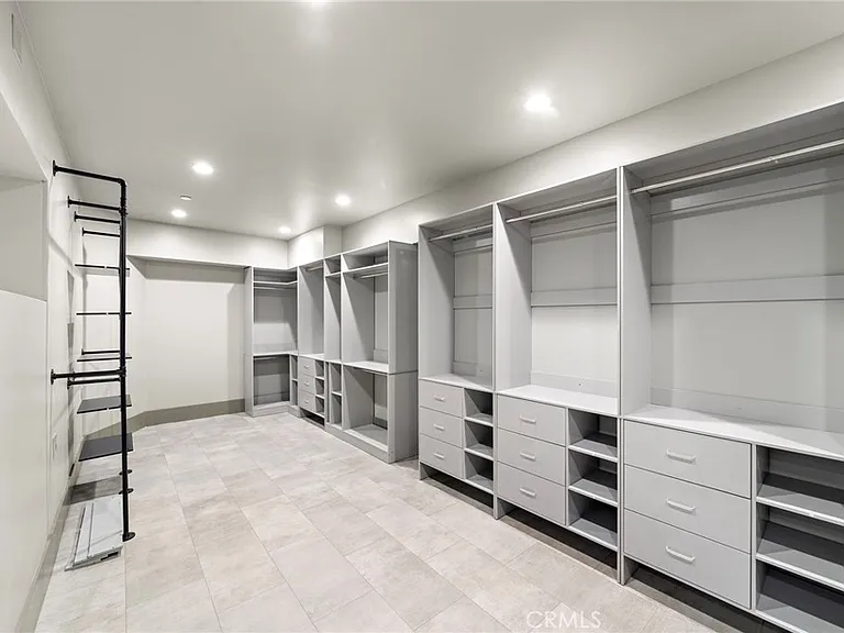 228 Hazel Dr — Photo 29
