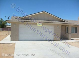 15082 Tonikan Rd, Apple Valley, CA 92307