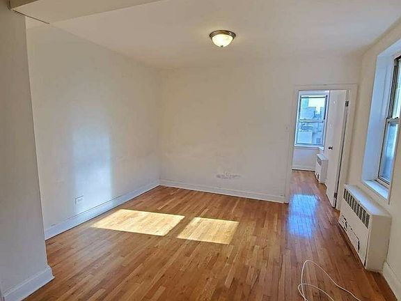 5th image of 1600 Caton Ave APT 6F