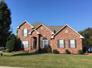 129 Seven Springs Dr, Mount Juliet, TN 37122