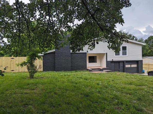 413 Red Bud Ave, Rossville, GA 30741