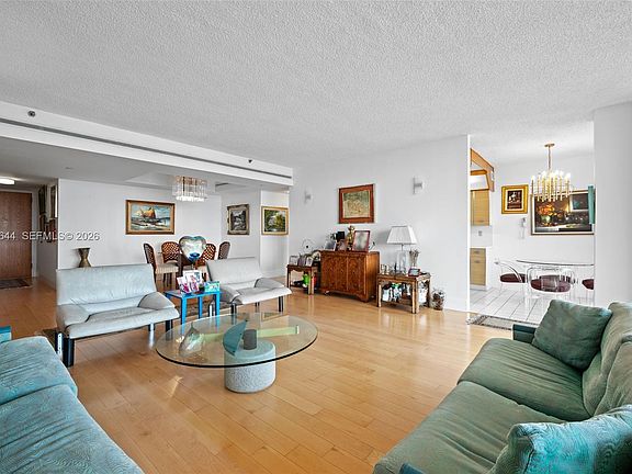 3rd image of 19500 Turnberry Way APT 16C