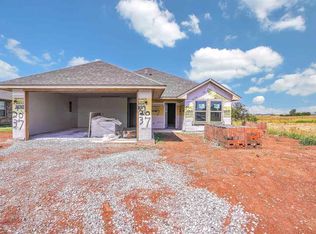 2037 SW 45th St, Lawton, OK 73505
