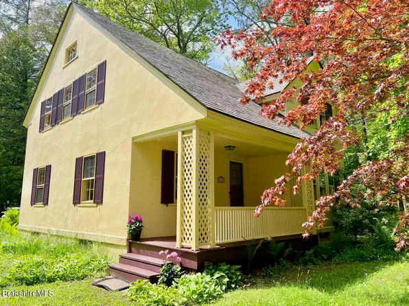 108 Kemble St, Lenox, MA 01240