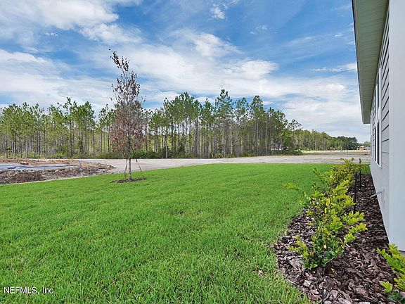 4th image of 850 GOLDENROD Drive