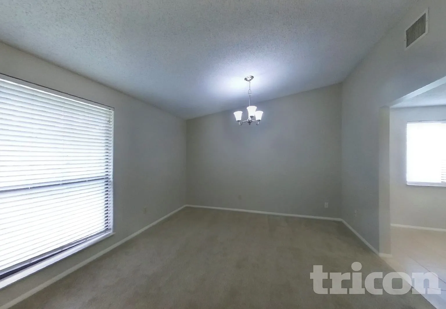 8338 Knotts Landing Drive E Jacksonville FL — Photo 4