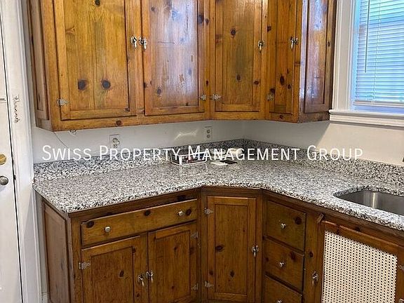2nd image of 3095 Neil Ave #B