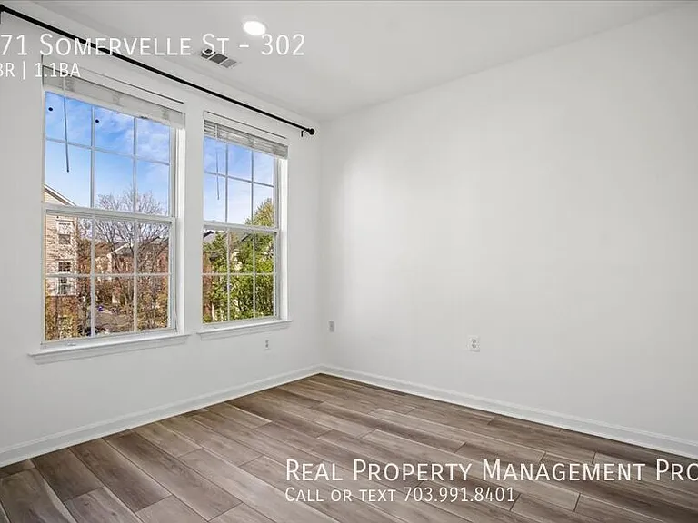 171 Somervelle St #302 — Photo 16