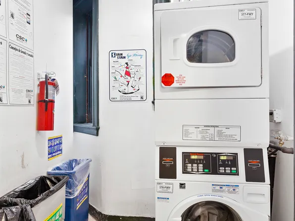 321 Columbus Avenue image 4 of 8