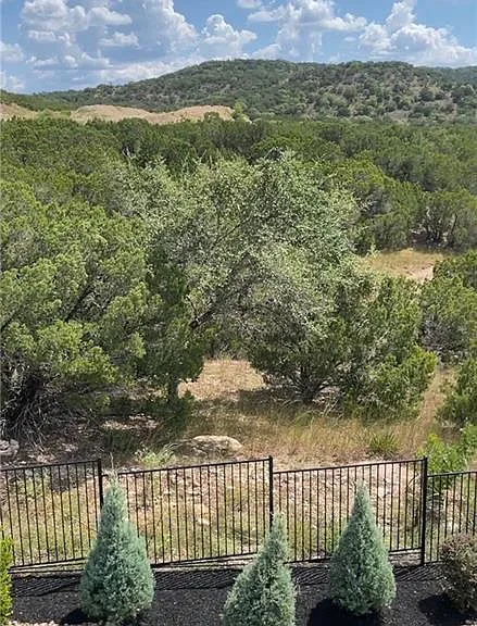 7013 Empresa Dr — Photo 17