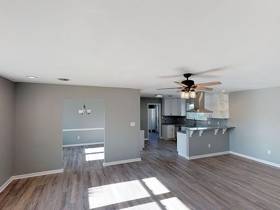 Open Concept Living! 