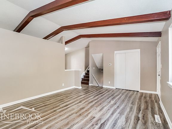4th image of 5241 Carbondale Dr