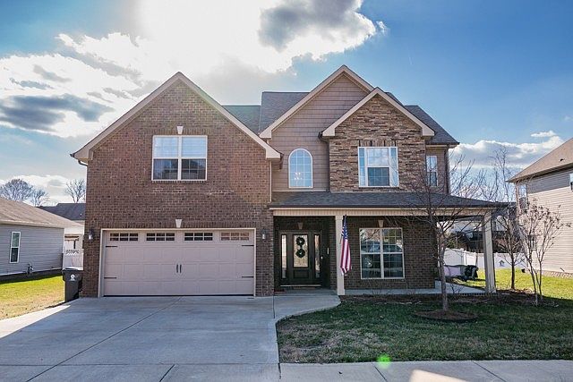 1st image of 672 Richards Dr