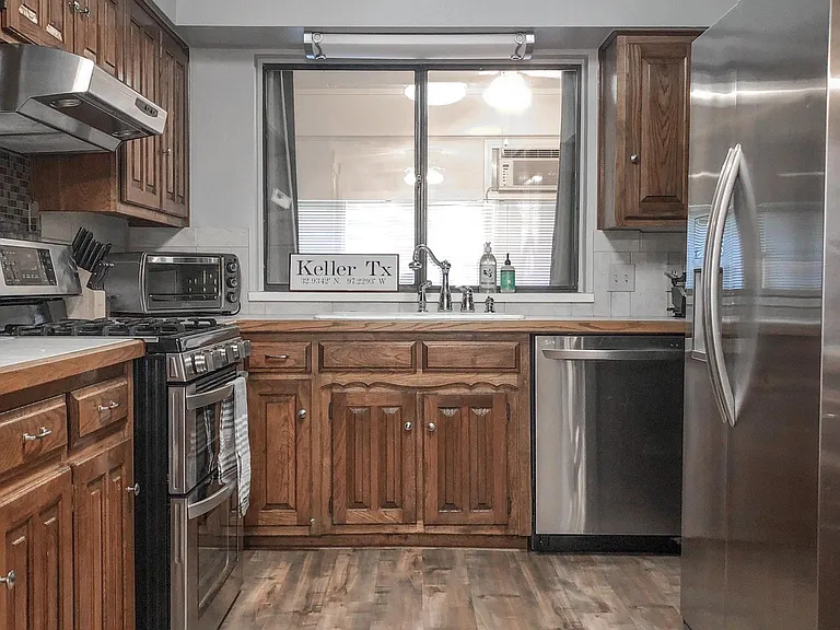 308 Anita Ave — Photo 1