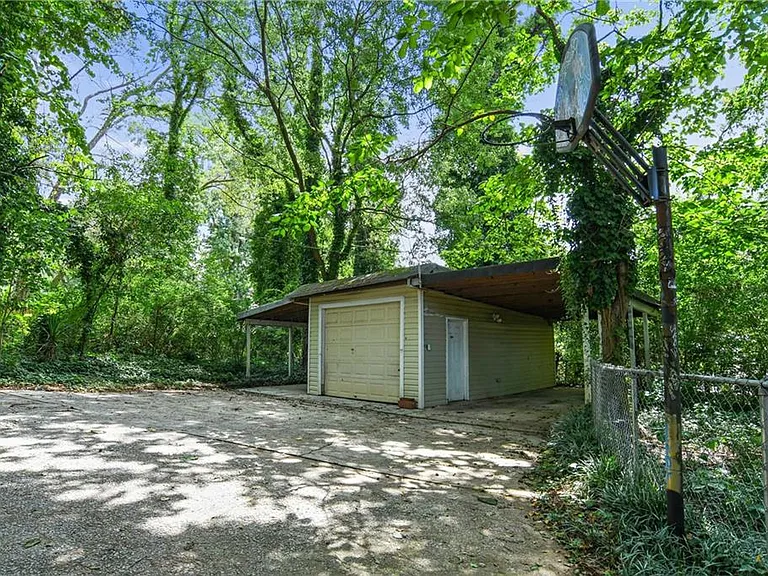 716 Stokeswood Ave SE #2B — Photo 14