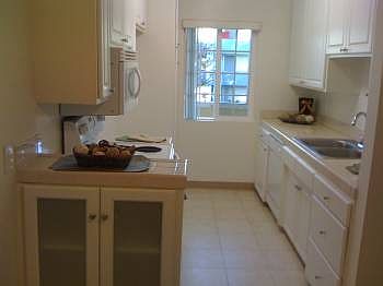 3rd image of 14350 Addison St APT 120
