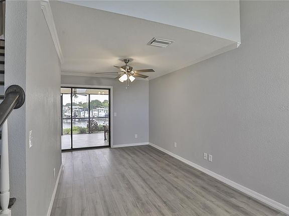 5th image of 650 Yardarm Dr #25