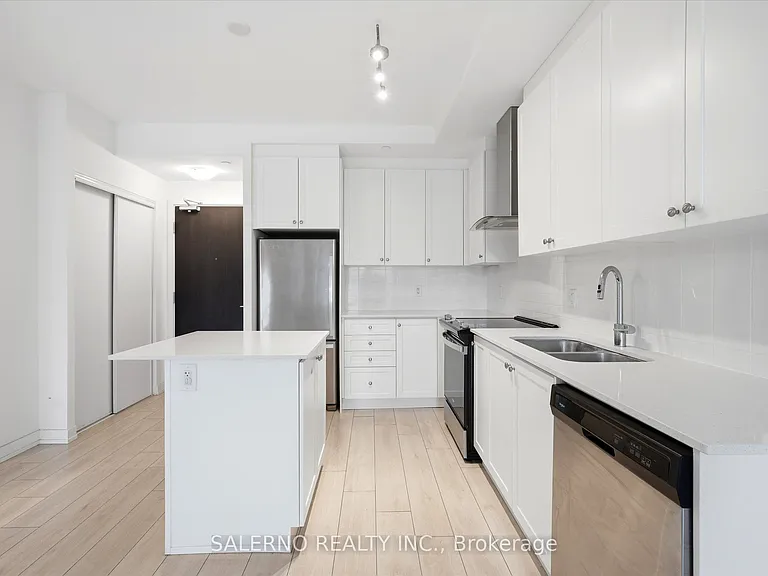 55 Duke St W #329 — Photo 5