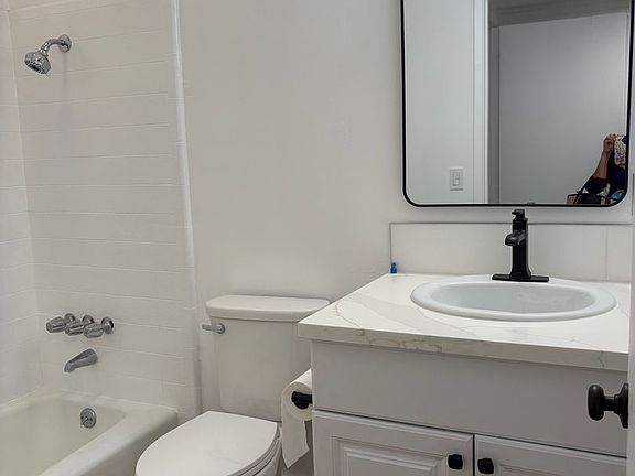 5th image of 77 Porta Vista Dr #16