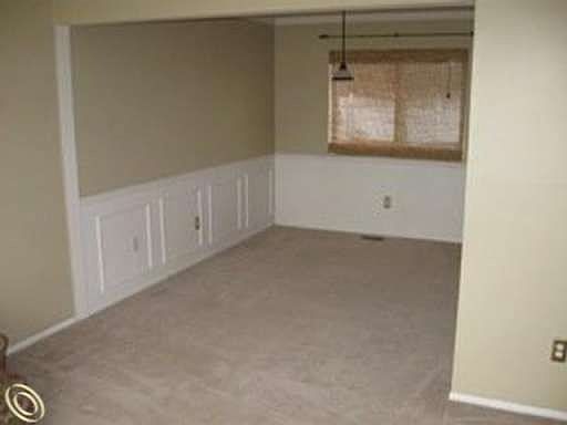2nd image of 1376 Ogden Dr