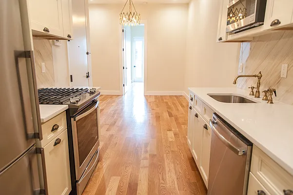 Rented by Nooklyn NYC LLC | media 92