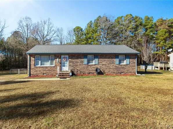 9310 Southwood Dr, North Dinwiddie, VA 23803