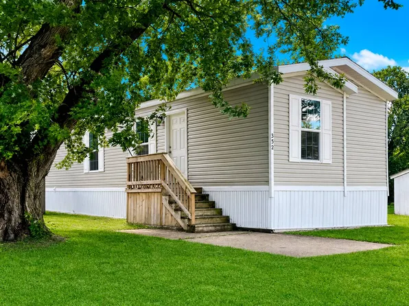 352 Emerald Dr #38A, Union City, IN 47390