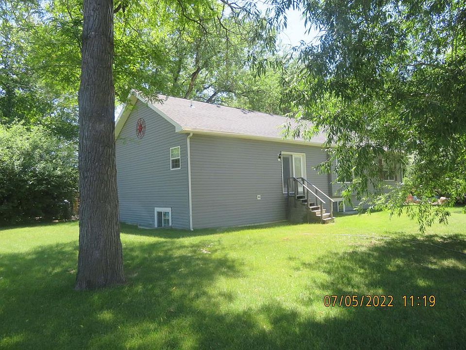 28 E 2nd St S, Cowley, WY 82420 MLS 10019417 Zillow