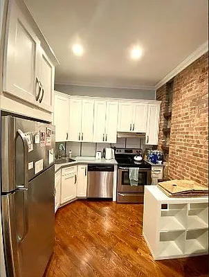 Rented by Compass | media 20