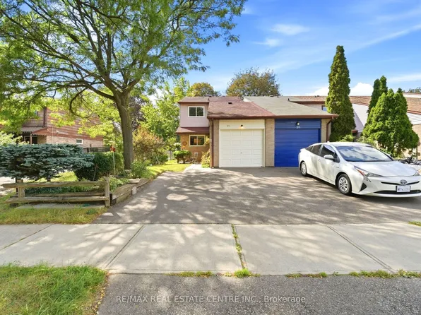25 Scottsdale Ct, Brampton, ON L6W 3R8