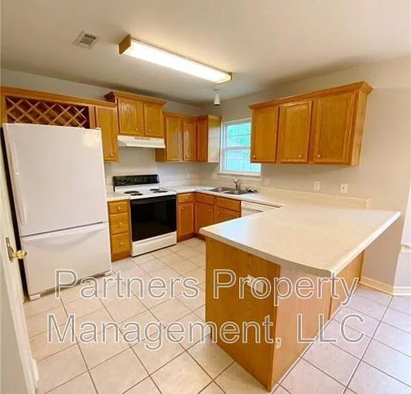 1633 S Tally Ho Dr — Photo 5