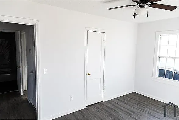 310 N C St — Photo 7